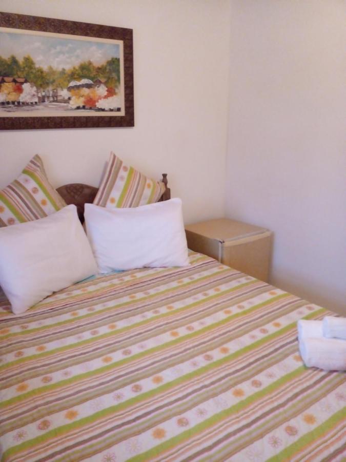Dani'S House - Hospedagem Familiar Bed & Breakfast Парати Екстериор снимка