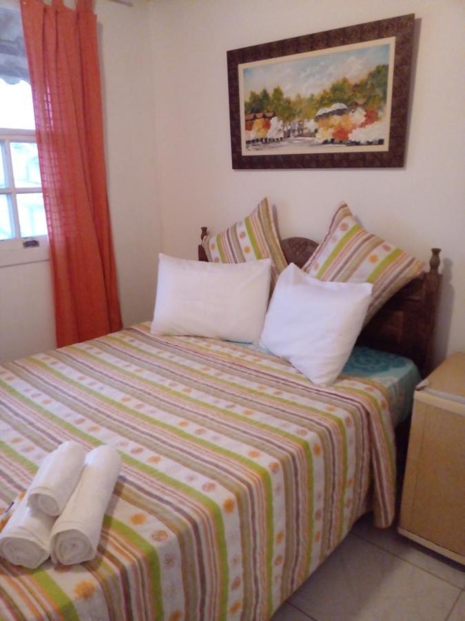 Dani'S House - Hospedagem Familiar Bed & Breakfast Парати Екстериор снимка
