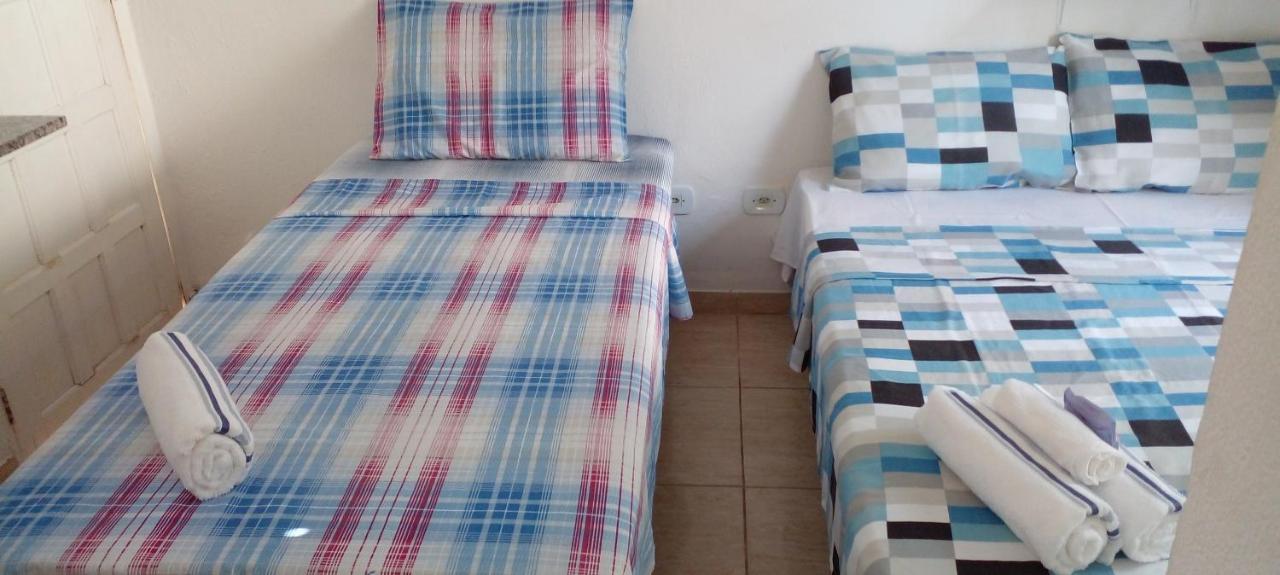 Dani'S House - Hospedagem Familiar Bed & Breakfast Парати Екстериор снимка