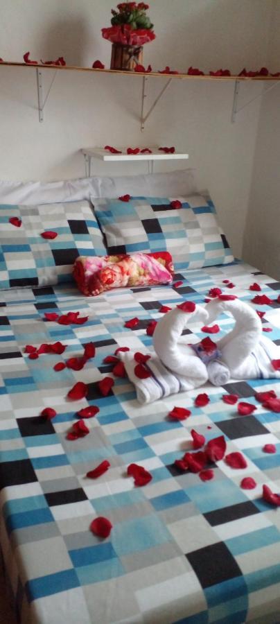 Dani'S House - Hospedagem Familiar Bed & Breakfast Парати Екстериор снимка
